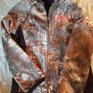 Little girls under armour camo jacket
